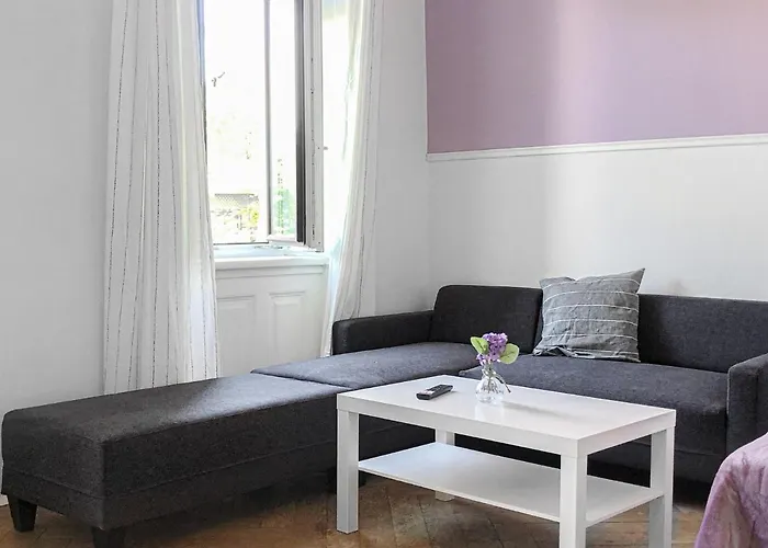 Apartment Amazing 2br Apt, Near Akh-perfect For Groups