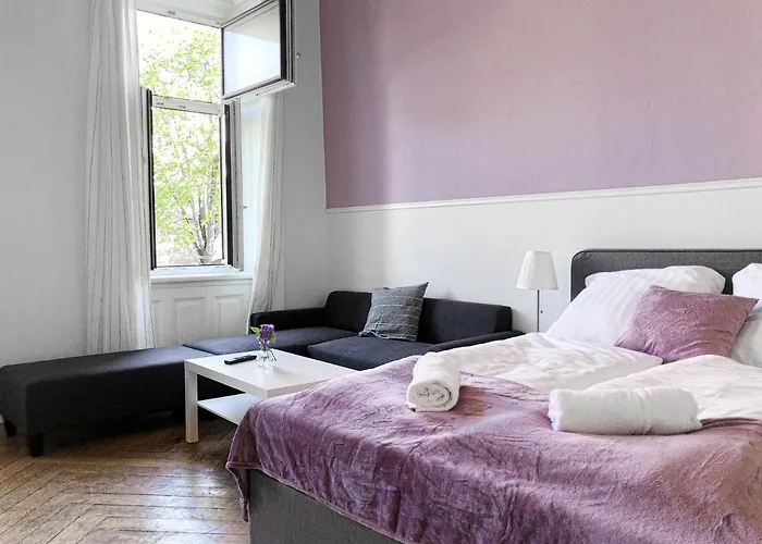 Amazing 2br Apt, Near Akh-perfect For Groups Apartment