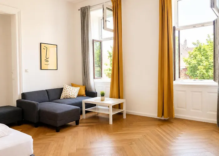 Apartment Amazing 2br Apt, Near Akh-perfect For Groups *