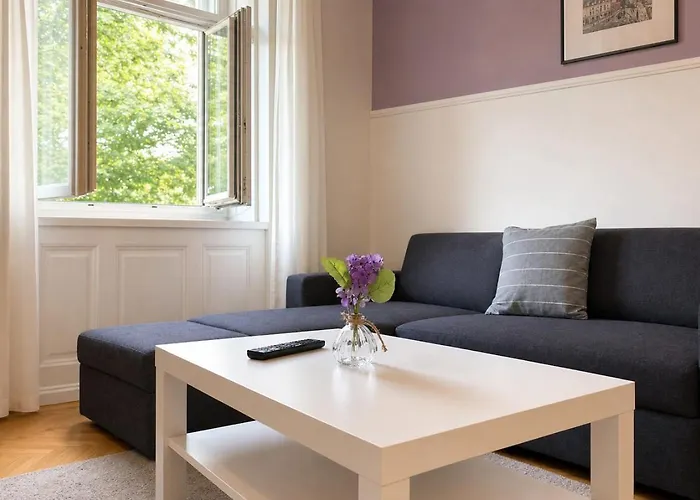 Amazing 2br Apt, Near Akh-perfect For Groups Apartment Vienna