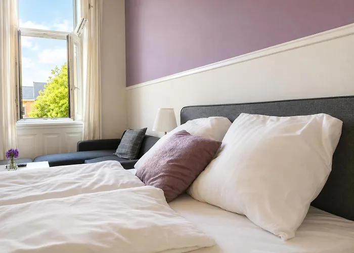 Amazing 2br Apt, Near Akh-perfect For Groups