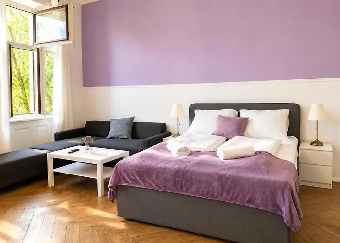 Apartment Amazing 2br Apt, Near Akh-perfect For Groups